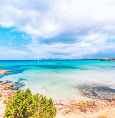 Formentera Beach Discovering Destinations 370 x 380