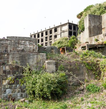 Gunkanjima Japan Discovering Destinations 370 x 380