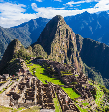 Machu Picchu Ruins - Discovering Destinations