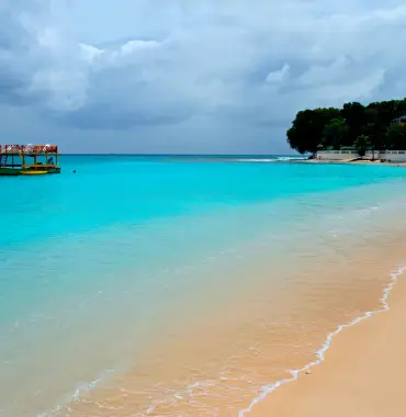 Paynes Bay Beach Barbados - Discovering Destinations