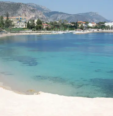 Plage des Fourmis Beach - Discovering Destinations